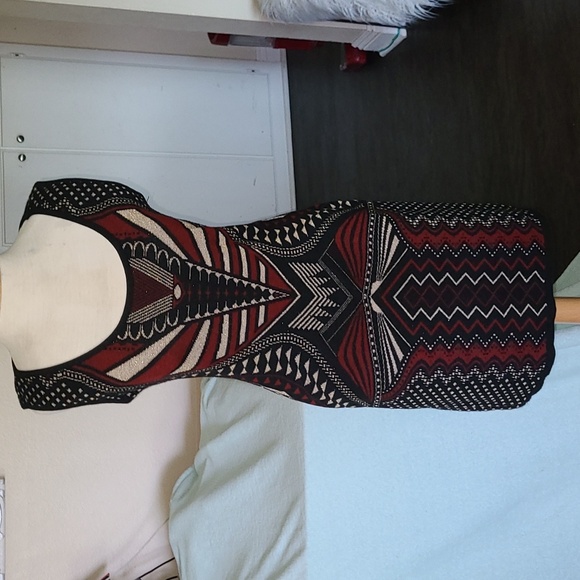 Windsor dress/ size L / colors,black red and gold - Picture 3 of 7